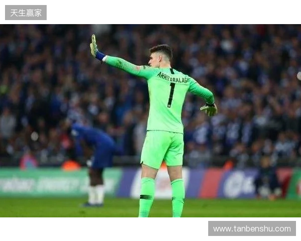 德塞利：切尔西门将达不到水准，应升级这位置&至少得不犯错